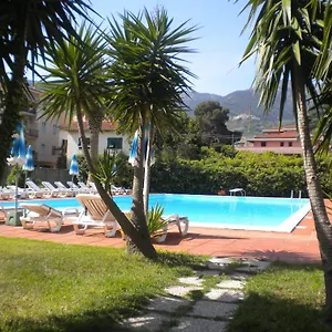Marinella Hotel